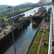 Two parallel Miraflores locks from Coral Princess 02.JPG