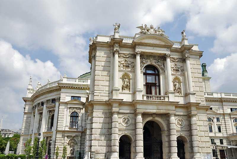 Burgtheater of Vienna 10339589