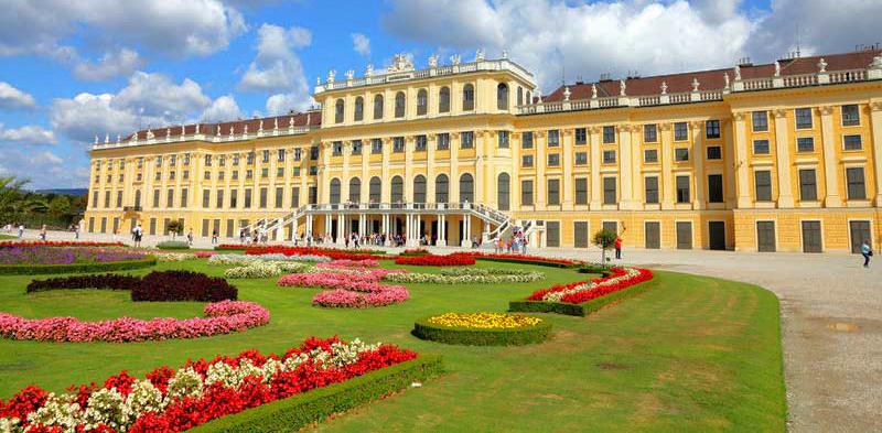 Schoenbrunn Palace, Vienna 8764833