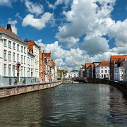 Canal and old houses in Bruges 13618417.jpg