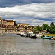 Yonne River, Auxerre, Burgundy France 14926970.jpg