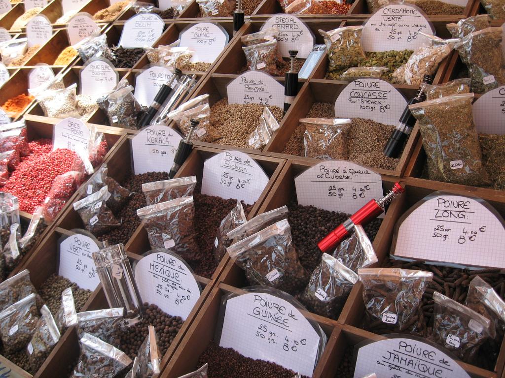 Spices,Flower Market, Nice, France 0145