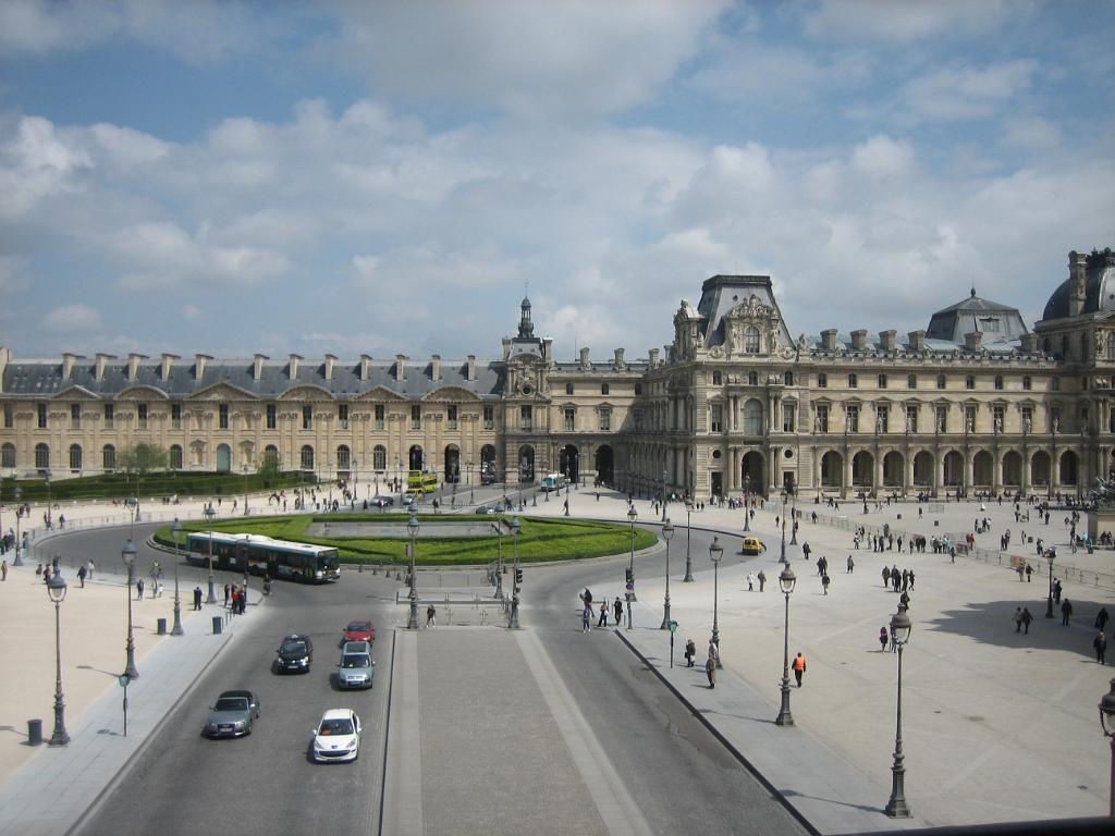 The Louvre, Paris 0157