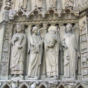 St Denis, decapitated, Notre Dame 0200.JPG