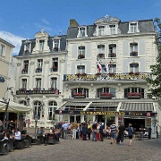 Chateaubriand hotel and restaurant.jpg