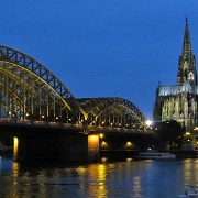 Cologne Cathedral and Hohenzollern Bridge 4.jpg