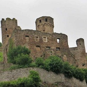 Ehrenfels Castle ruins.jpg