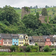 Niederheimbach and Heim Castle.jpg