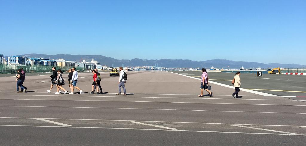 gibraltar-runway