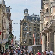 Lange Poten pedestrian walkway, the Hague.jpg