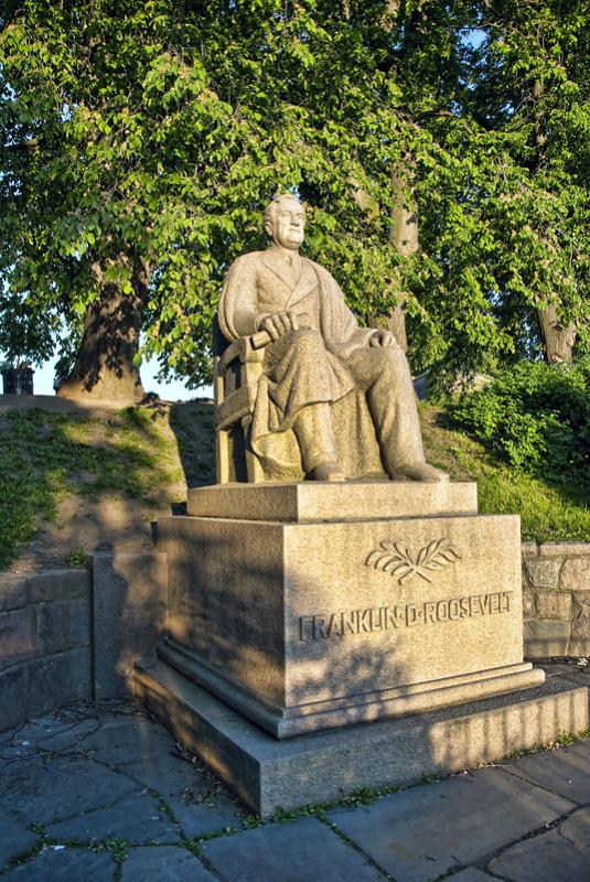 Statue of Franklin D Roosevelt, Oslo 3006864