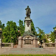 Adam Mickiewicz Monument in Warsaw 14787211.jpg