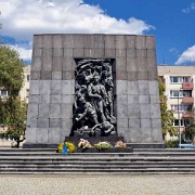 Monument to the Ghetto Heroes, Warsaw 9922390.jpg