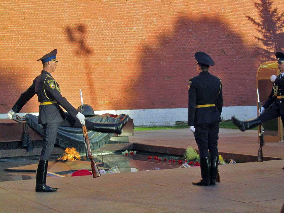 Eternal Flame, Tomb of the Unknown Soldier, the Kremlin, Moscow 122