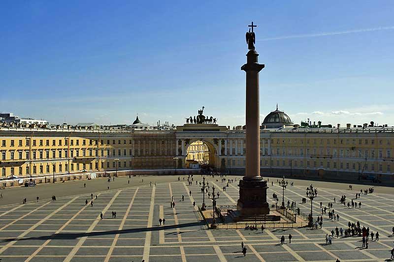 Alexander Column on Palace Square in St Petersburg 6244858