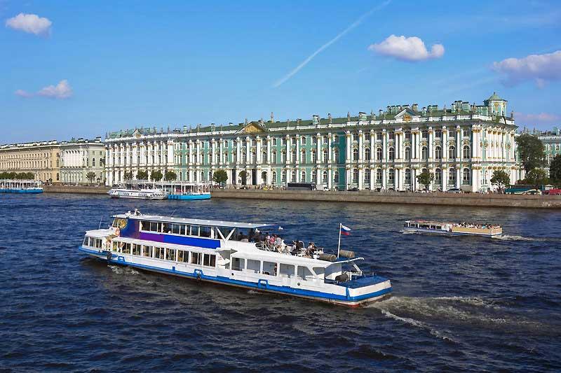 Neva River with the Winter Palace, Hermitage 10200101