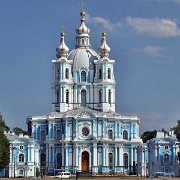 Smolny Cathedral, St Petersburg 4829390.jpg