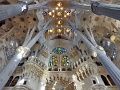 Ceiling and pillars in La Sagrada Familia 5513106.jpg