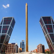 Torres Kio in Plaza Castilla, Madrid 8004672.jpg