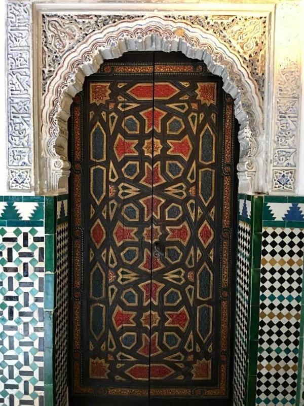 royal-alcazar-seville-spain-mosaics