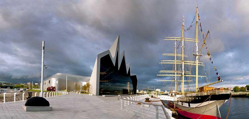 Riverside Museum and Tall Ship on the River Clyde 8905610