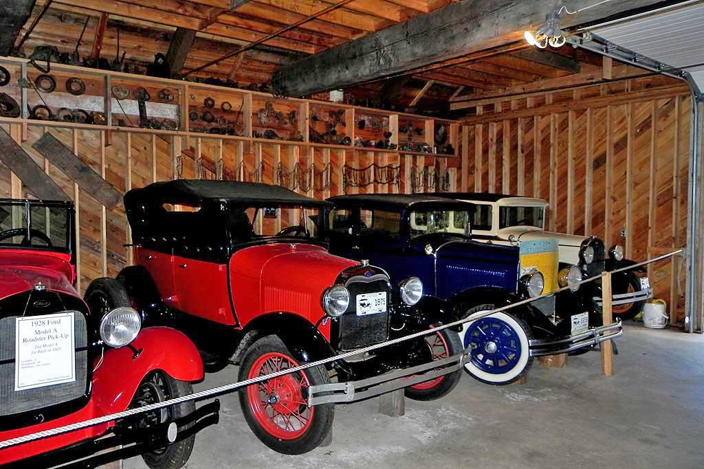 3 Valley Gap, antique cars 9e