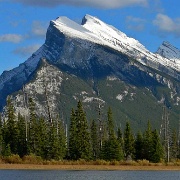Mount Rundle and Vermillion Lake, Banff 121874.jpg