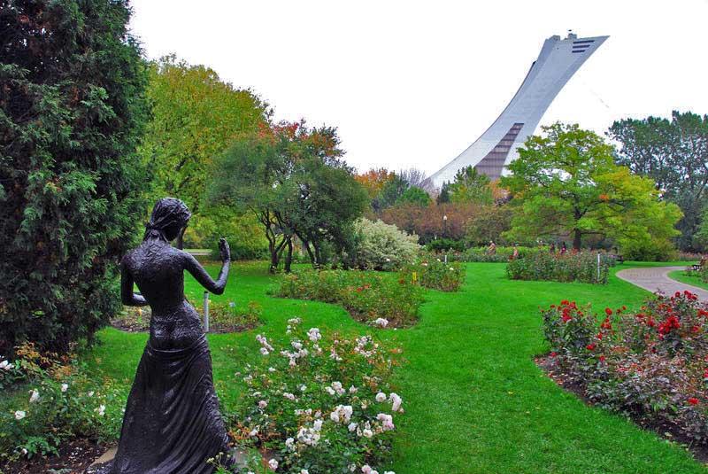 Montreal Olympic Stadium from the Botanical Garden 846224