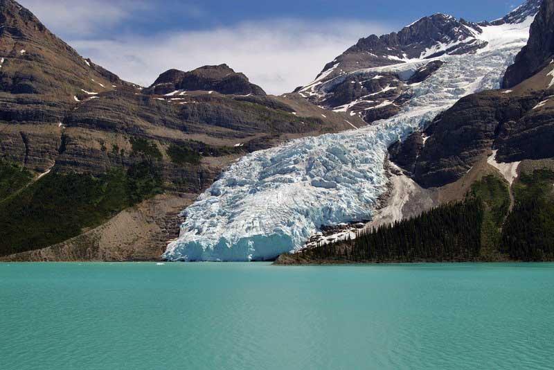 Berg Glacier, Berg Lake, base of Mount Robson 0358823