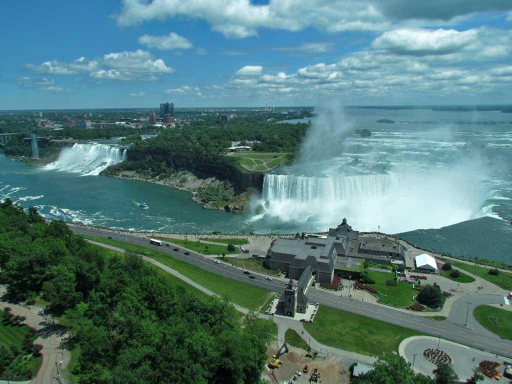 Niagara Falls viewed from the Canadian side 27