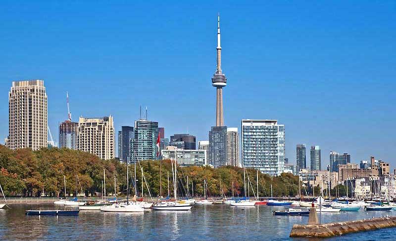 CN Tower, Lake Ontario, Toronto 7564043