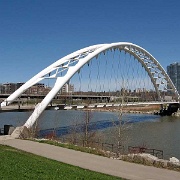 Humber Bay Arch Bridge, Toronto 9275702.jpg
