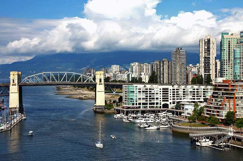 Burrard St Bridge, Vancouver BC 7283621