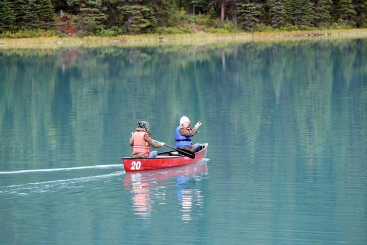 Canoe, Emerald Lake, Yoho National Park 9b