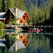 Emerald Lake Lodge, Yoho 17569958.jpg