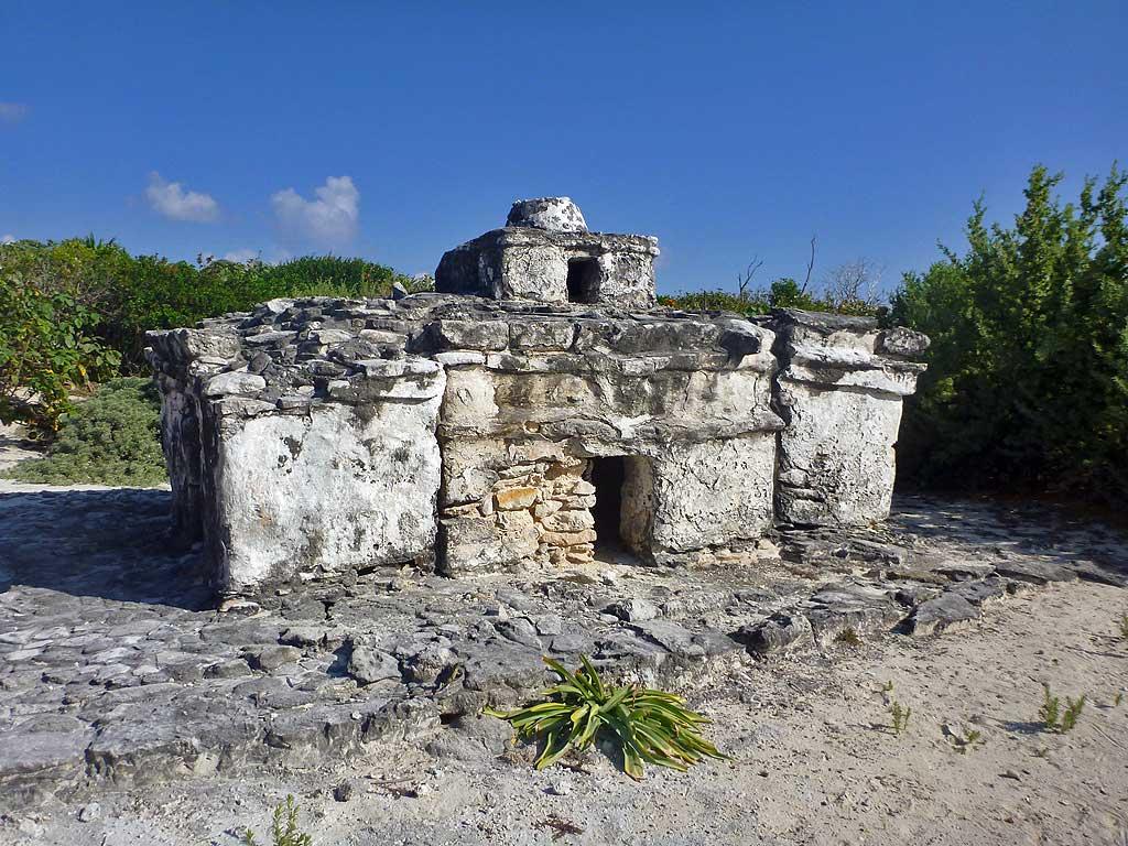 El Caracol, Mayan ruin, Punta Sur Ecological Park, Cozumel 16