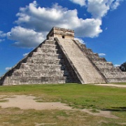 El Castillo, Pyramid of Kukulkan, Chichen Itza, Mexico 20.JPG