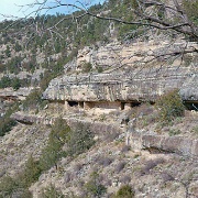 Walnut Canyon near Flagstaff 02.jpg