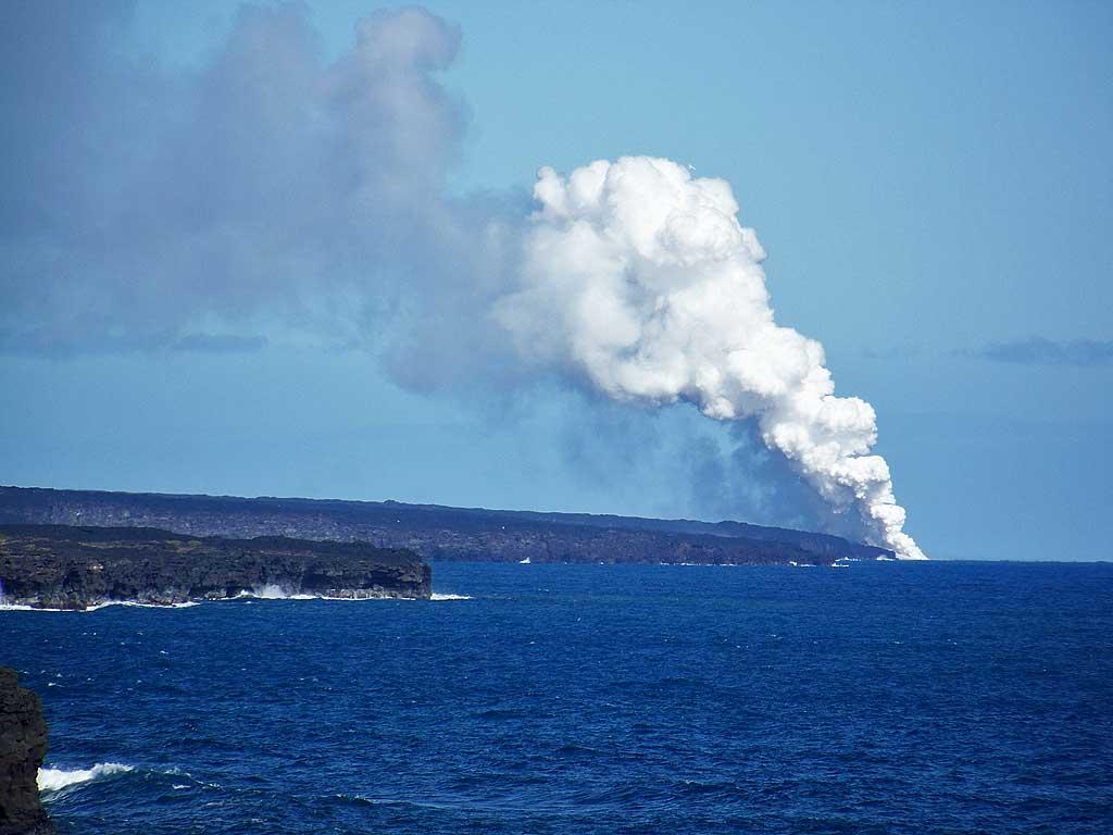 Active volcano, Big Island 2