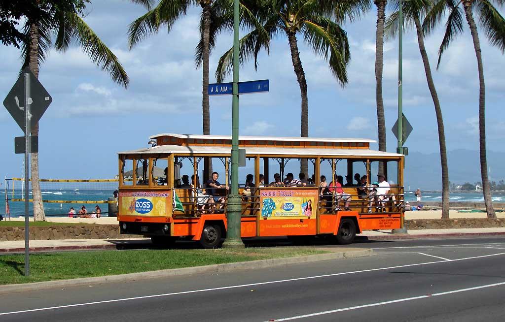Waikiki trolley 5301