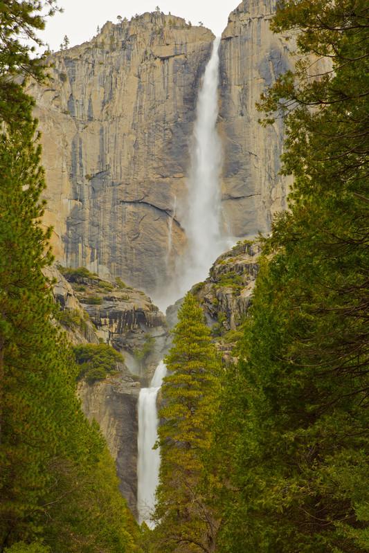 Yosemite Upper and Lower Falls in spring 6134837