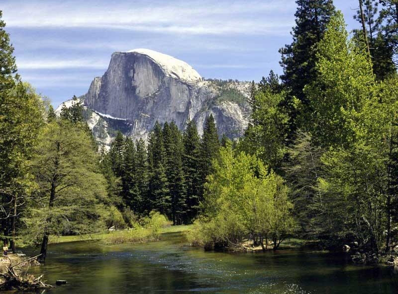 Yosemite Valley and Half Dome 3999323