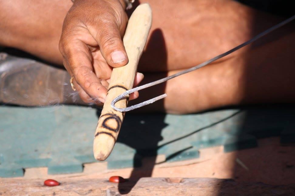 Karke, aborignial making a noise stick