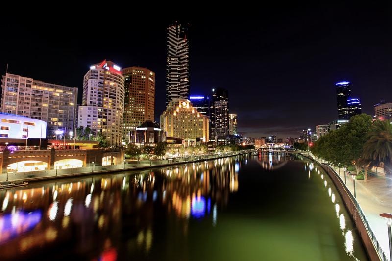 Yarra River towards Southbank, Melbourne 7729594