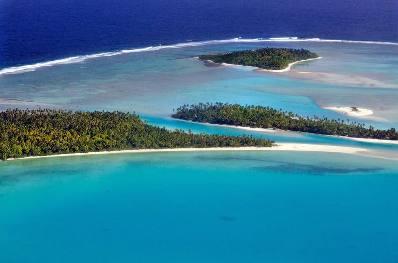 One foot island, Tekopua island and Motukitiu Island