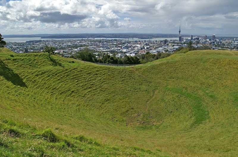 Mount Eden volcanic crater, Auckland 5253026