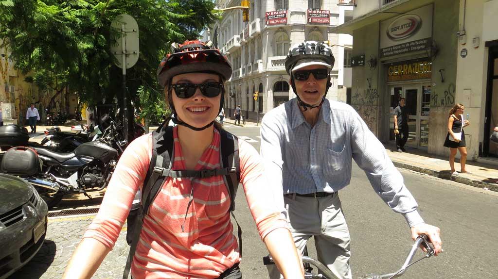 Tim and Kathryn biking Buenos Aires 7842