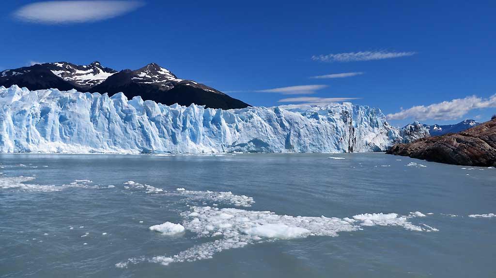 Perito Moreno from tour boat 0625