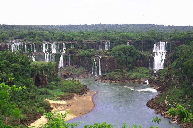 Iguacu Falls, Brazilian side 0977502