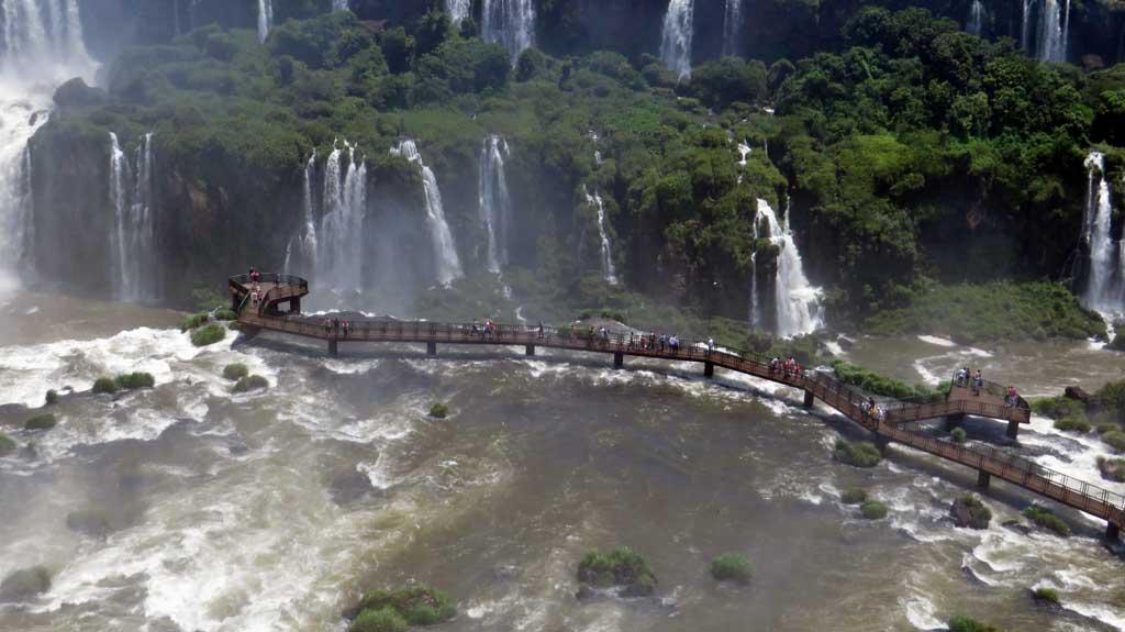 Iguacu Falls, Brazilian side 2092